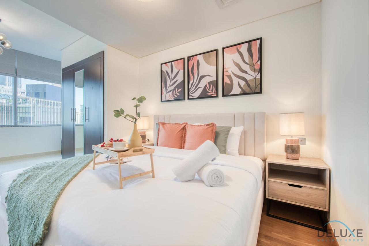 Unbeatable Rate Stylish 1Br With Balcony Near Metro By Deluxe Holiday Homes Dubái Exterior foto